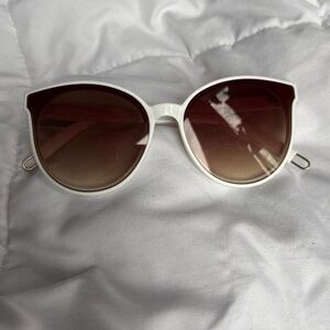 White Sunnies